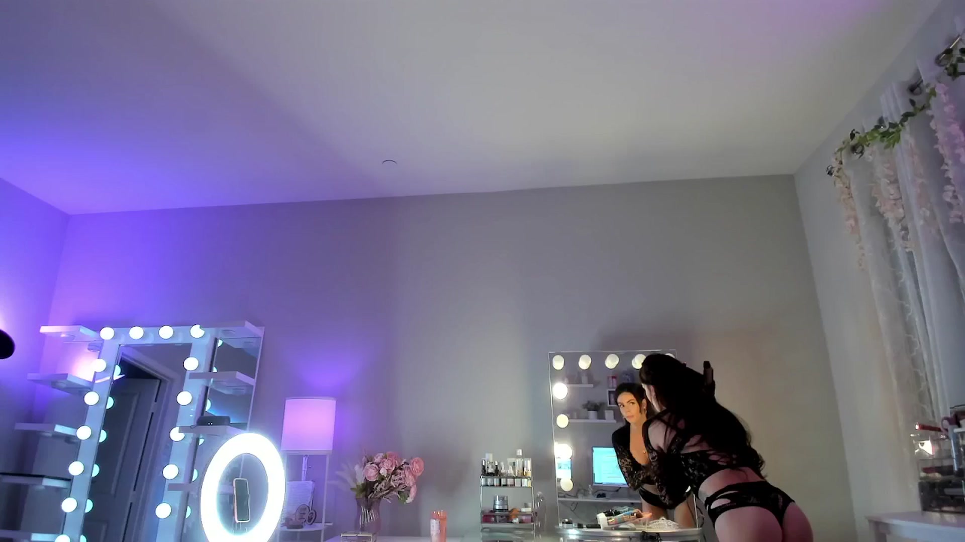 Gallery image thumbnail from BrinaNellie_'s myfreecams stream on, 12/01/2025, 07:18 image 18 of 20