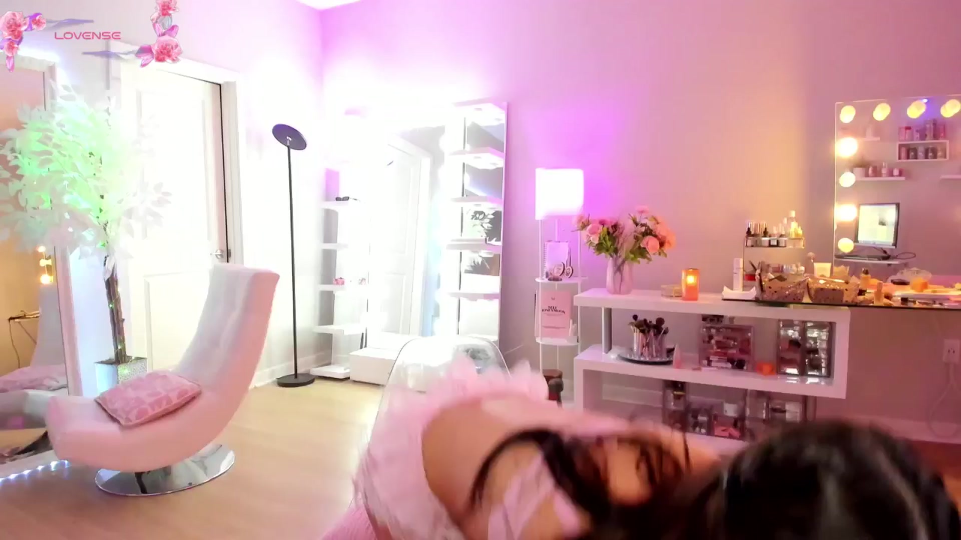 Gallery image thumbnail from BrinaNellie_'s myfreecams stream on, 12/08/2025, 07:04 image 7 of 20