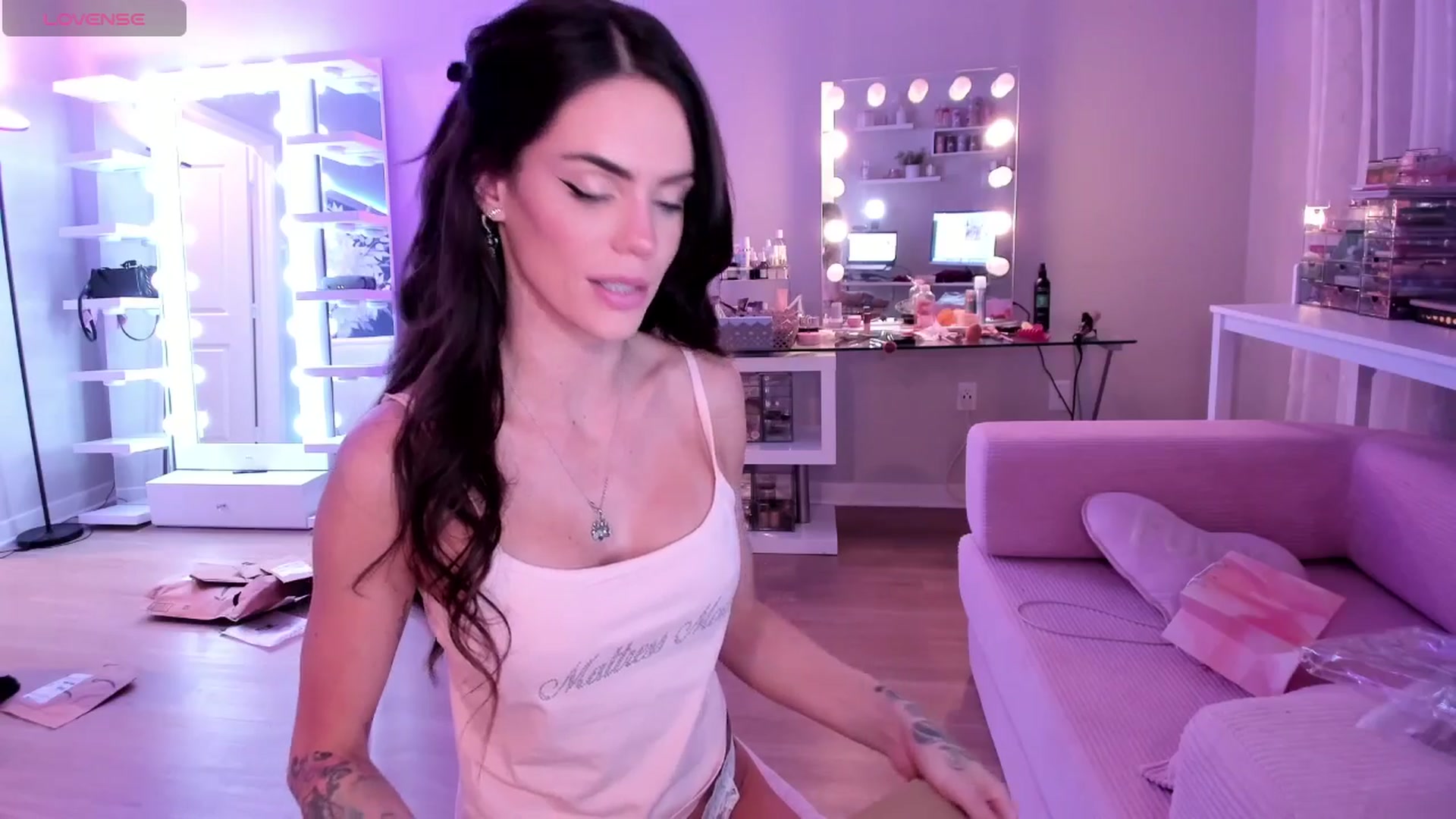 Gallery image thumbnail from BrinaNellie_'s myfreecams stream on, 12/10/2025, 06:08 image 16 of 20