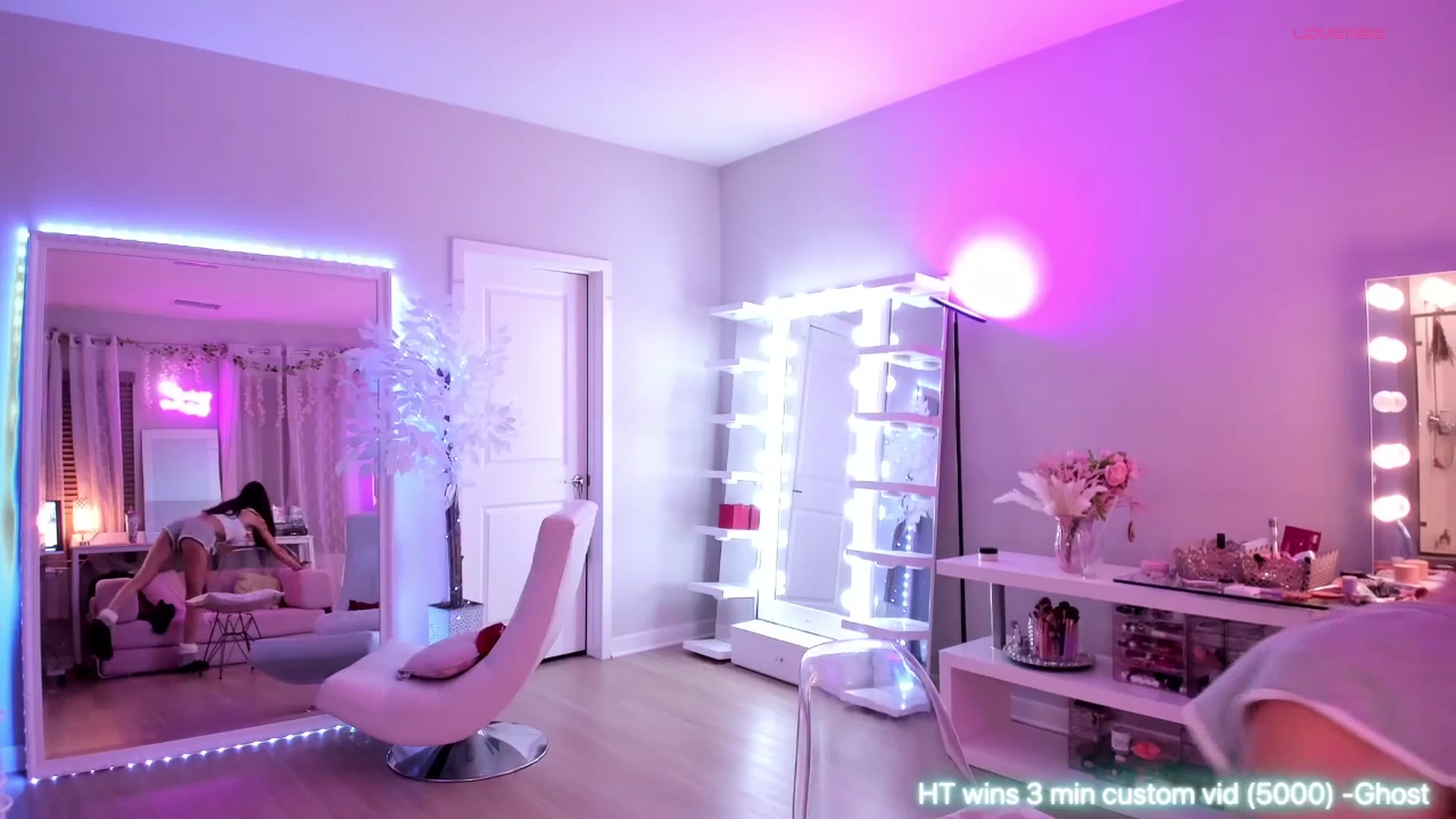 Gallery image thumbnail from BrinaNellie_'s myfreecams stream on, 12/25/2025, 08:12 image 13 of 20