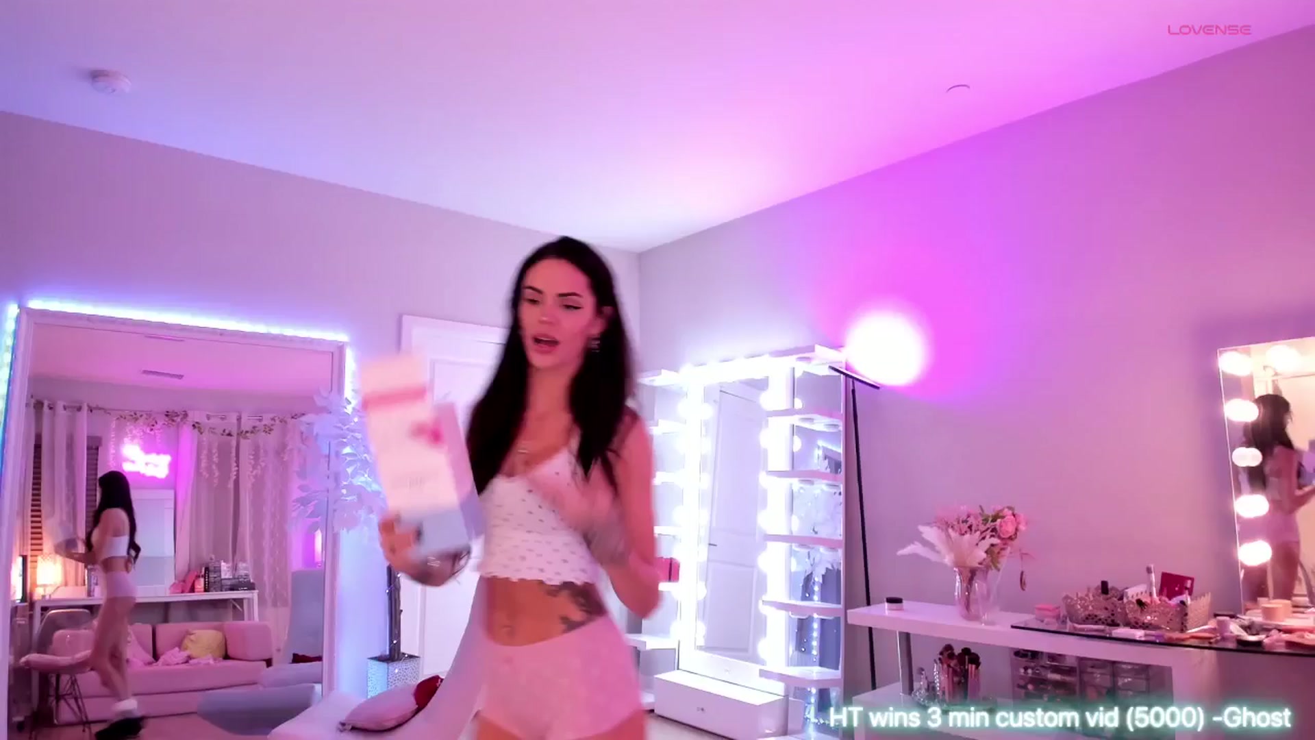 Gallery image thumbnail from BrinaNellie_'s myfreecams stream on, 12/25/2025, 08:12 image 7 of 20