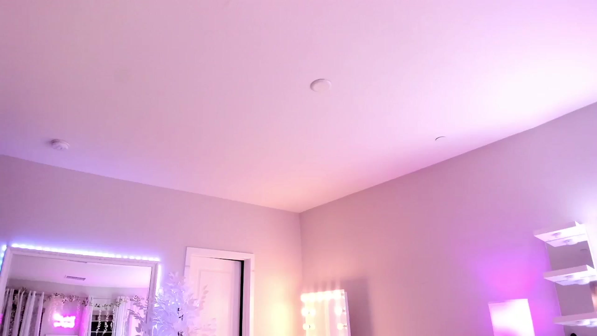 Gallery image thumbnail from BrinaNellie_'s myfreecams stream on, 01/10/2026, 04:09 image 18 of 20