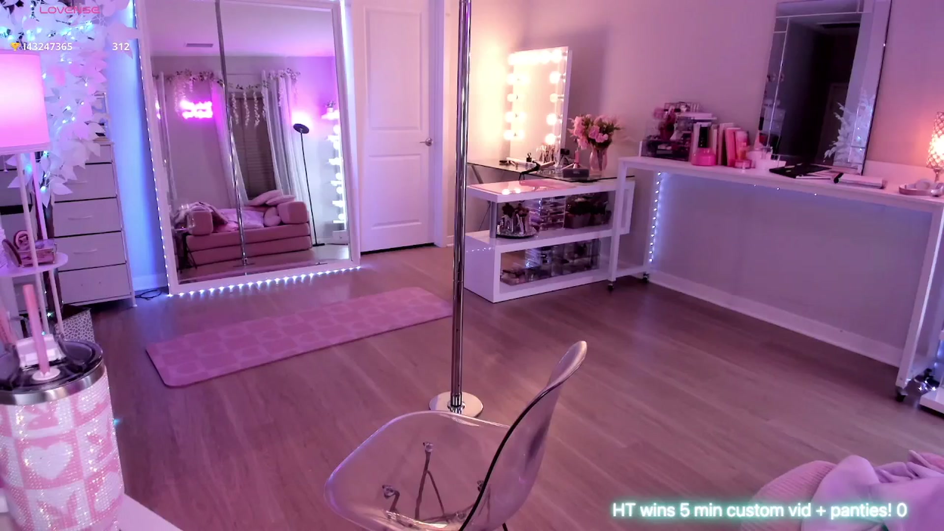 Gallery image thumbnail from BrinaNellie_'s myfreecams stream on, 01/22/2026, 07:44 image 12 of 20