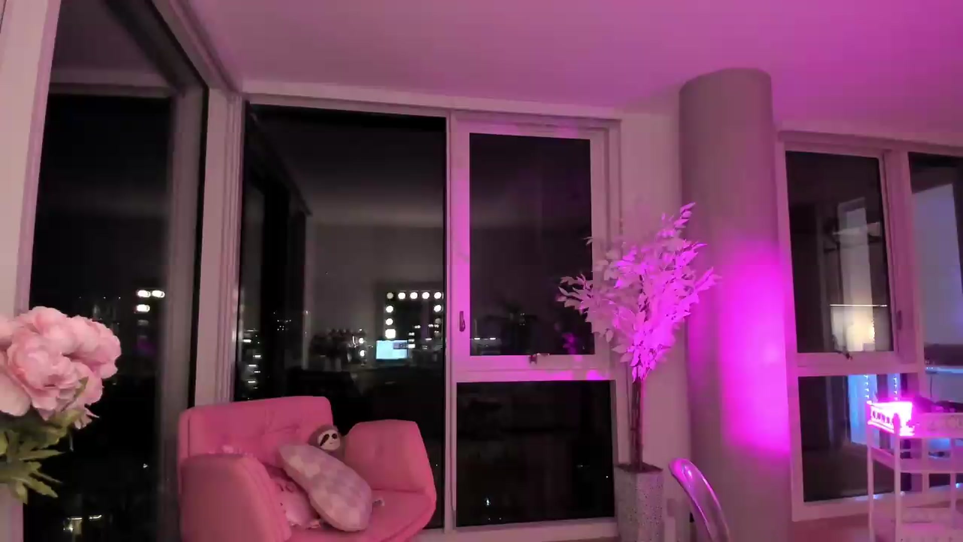 Gallery image thumbnail from BrinaNellie_'s myfreecams stream on, 06/03/2026, 10:11 image 19 of 20