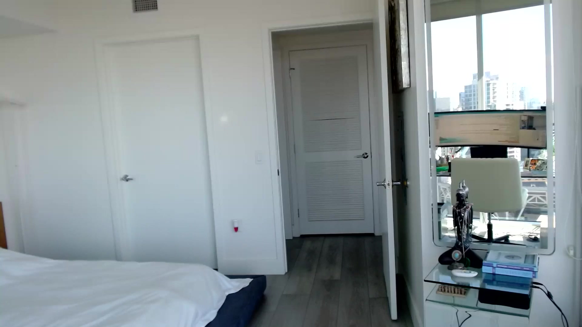 Gallery image thumbnail from BringTheB00M's myfreecams stream on, 10/14/2024, 21:53 image 14 of 20