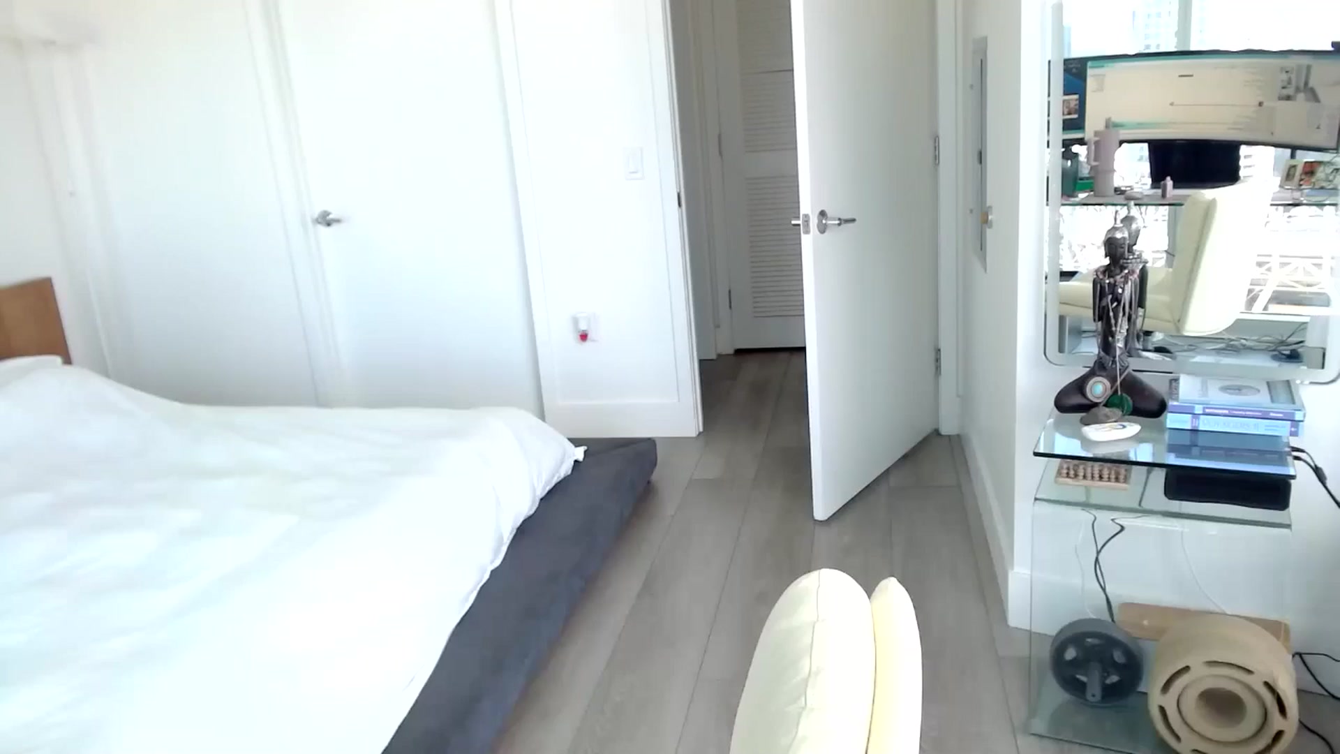 Gallery image thumbnail from BringTheB00M's myfreecams stream on, 10/29/2024, 19:57 image 17 of 20