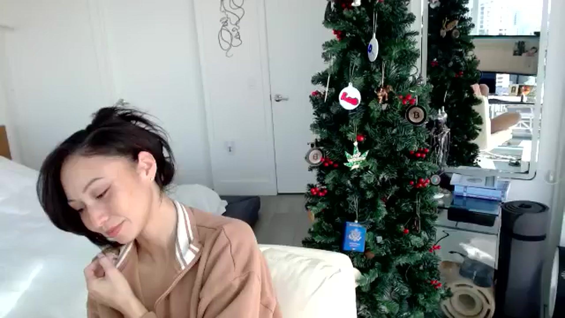 Gallery image thumbnail from BringTheB00M's myfreecams stream on, 11/15/2024, 22:24 image 2 of 20