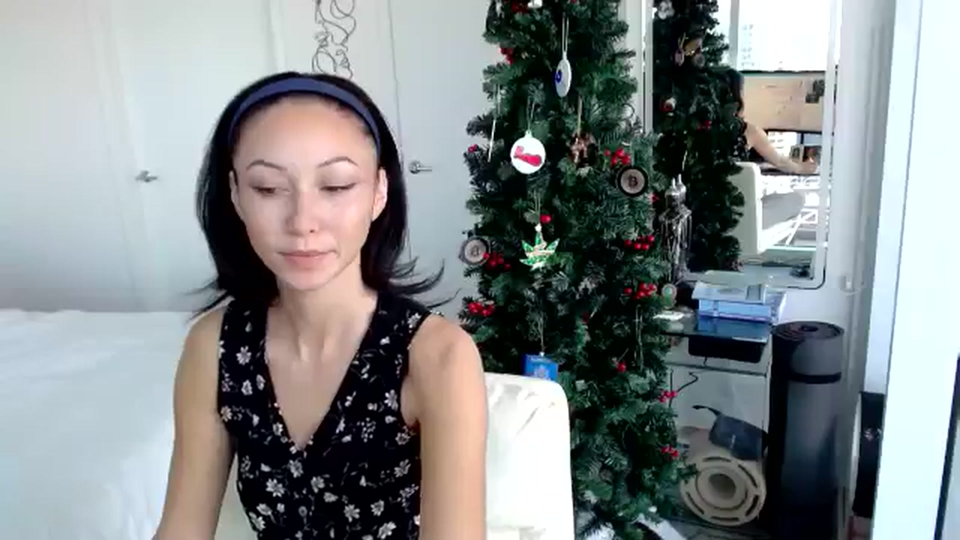 Gallery image thumbnail from BringTheB00M's myfreecams stream on, 11/16/2024, 21:30 image 10 of 20