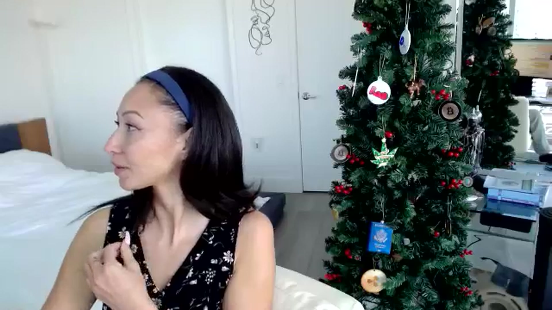 Gallery image thumbnail from BringTheB00M's myfreecams stream on, 11/16/2024, 21:30 image 9 of 20