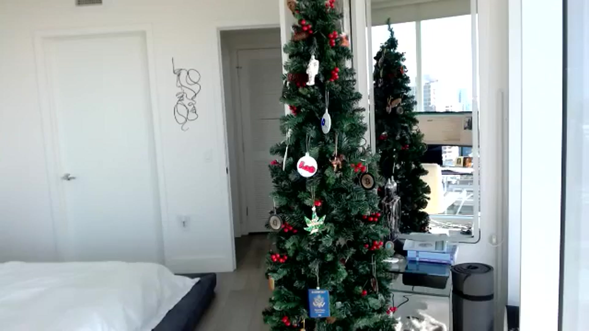 Gallery image thumbnail from BringTheB00M's myfreecams stream on, 11/16/2024, 21:48 image 19 of 20