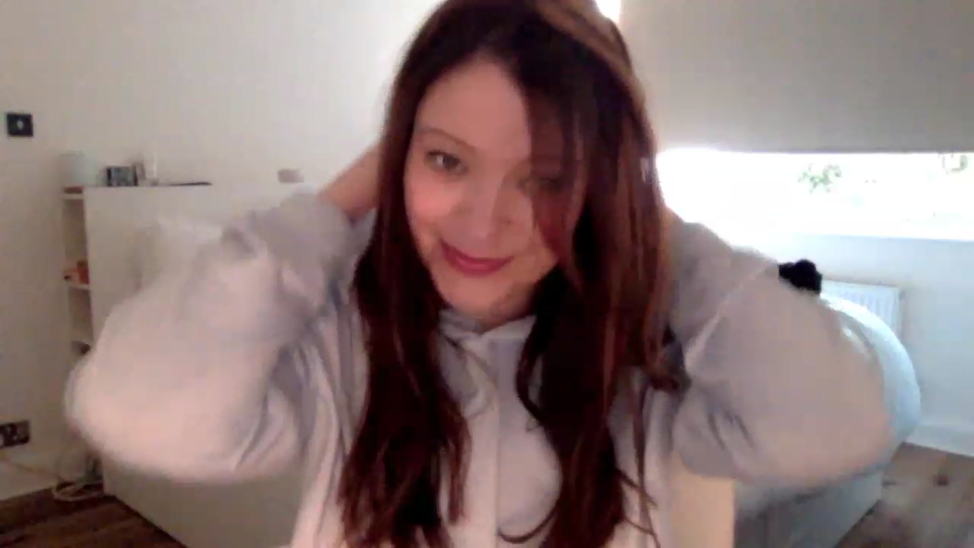 Gallery image thumbnail from BritHousewife's myfreecams stream on, 12/08/2022, 10:57 image 4 of 20