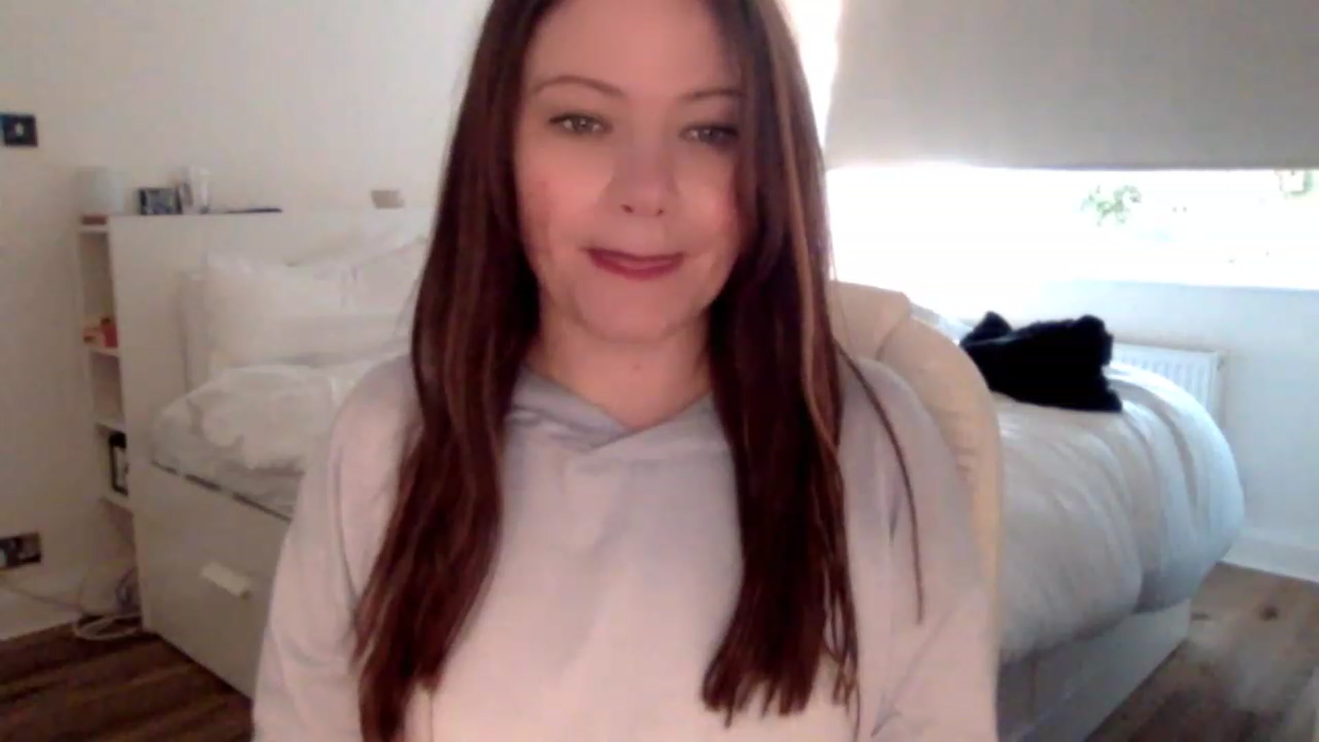 Gallery image thumbnail from BritHousewife's myfreecams stream on, 12/08/2022, 10:57 image 5 of 20