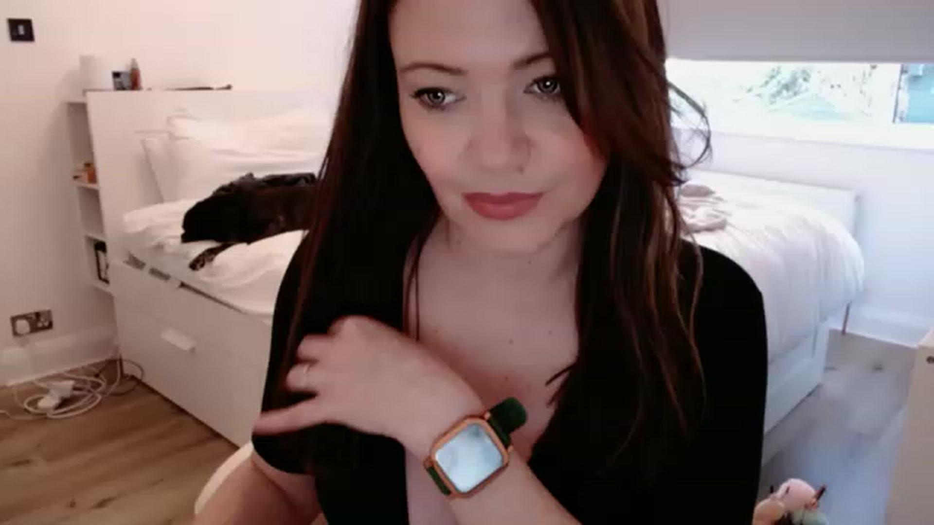 Gallery image thumbnail from BritHousewife's myfreecams stream on, 12/09/2022, 14:43 image 4 of 20