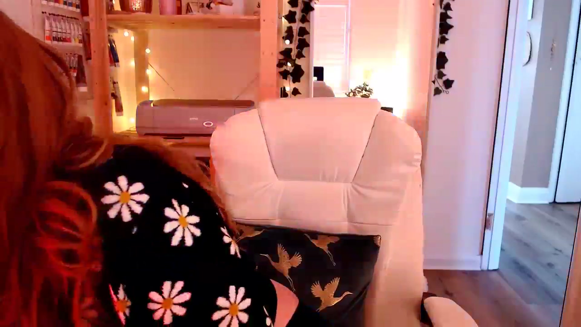 Gallery image thumbnail from BritHousewife's myfreecams stream on, 03/08/2024, 12:20 image 6 of 20