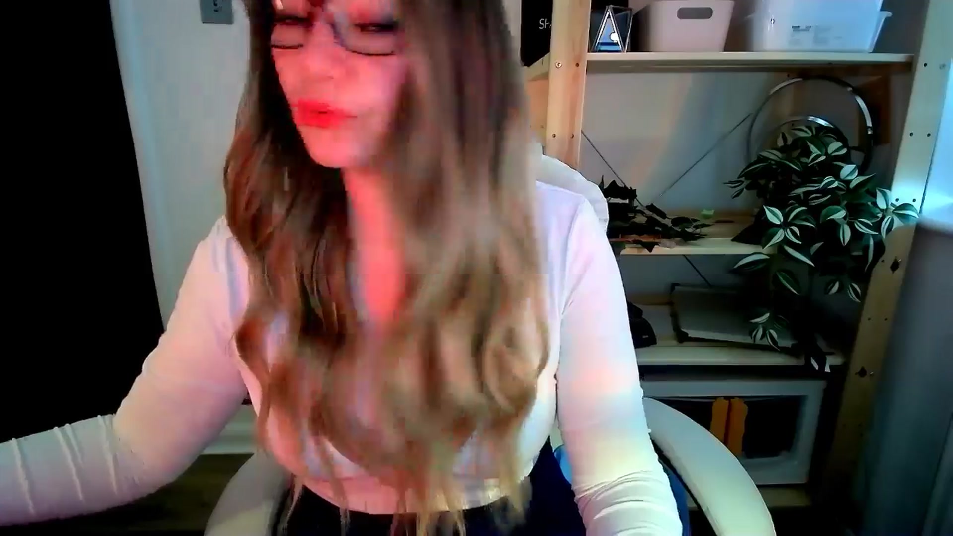 Gallery image thumbnail from BritHousewife's myfreecams stream on, 06/10/2024, 16:56 image 2 of 20