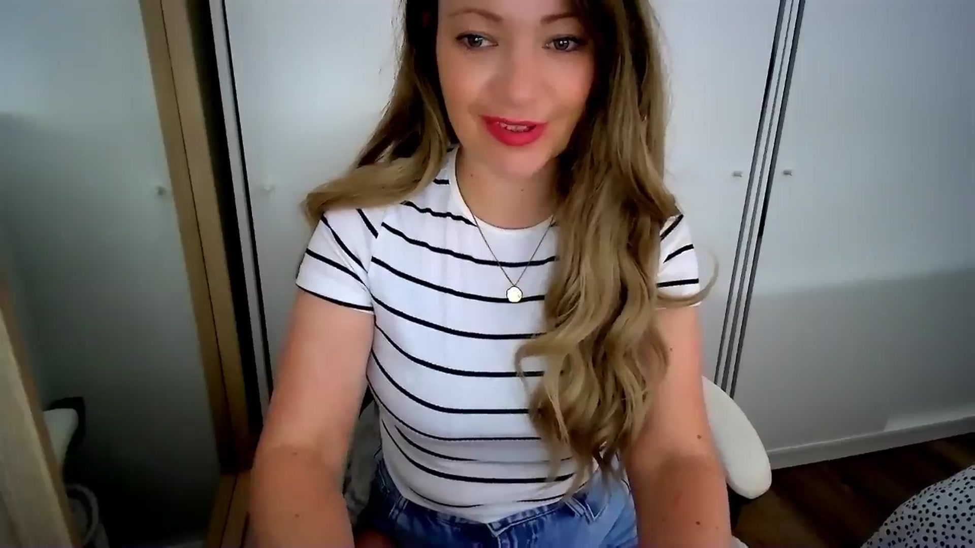 Gallery image thumbnail from BritHousewife's myfreecams stream on, 06/17/2024, 11:03 image 10 of 20