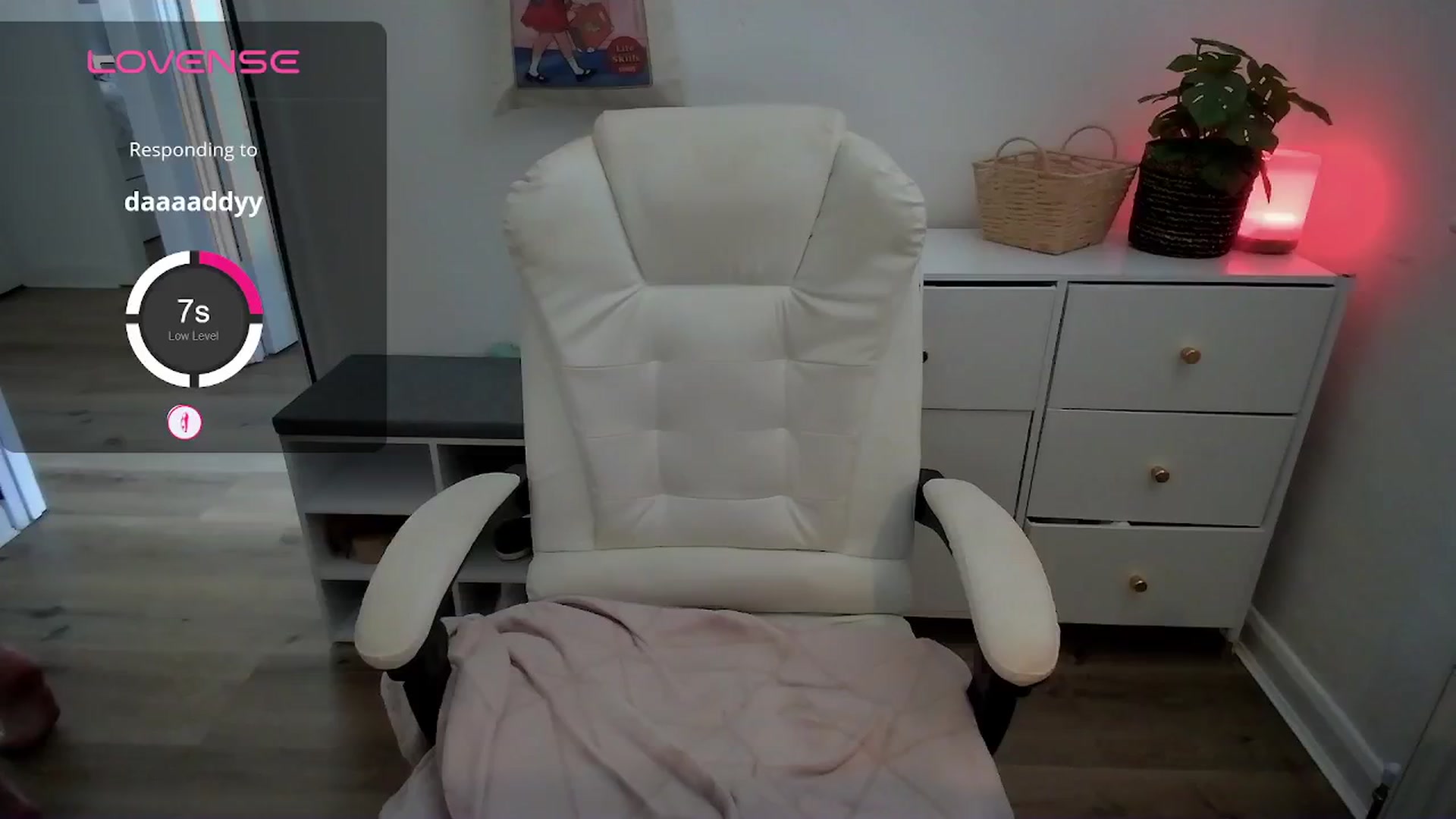 Gallery image thumbnail from BritHousewife's myfreecams stream on, 07/31/2024, 13:12 image 17 of 20