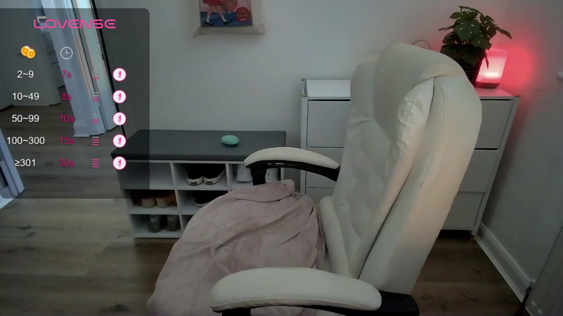 Gallery image thumbnail from BritHousewife's myfreecams stream on, 07/31/2024, 13:12 image 5 of 20