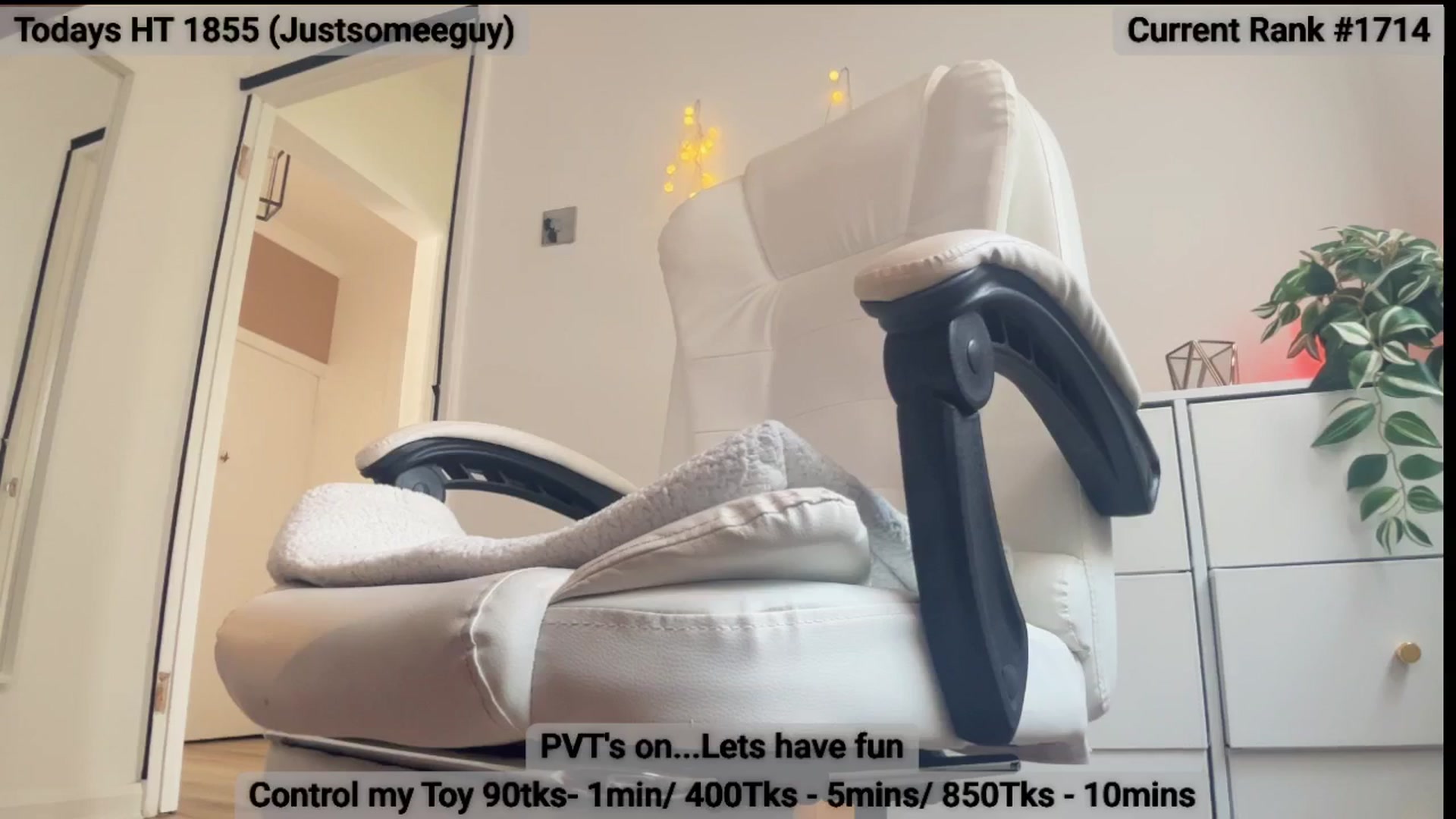 Gallery image thumbnail from BritHousewife's myfreecams stream on, 08/30/2024, 12:40 image 13 of 20