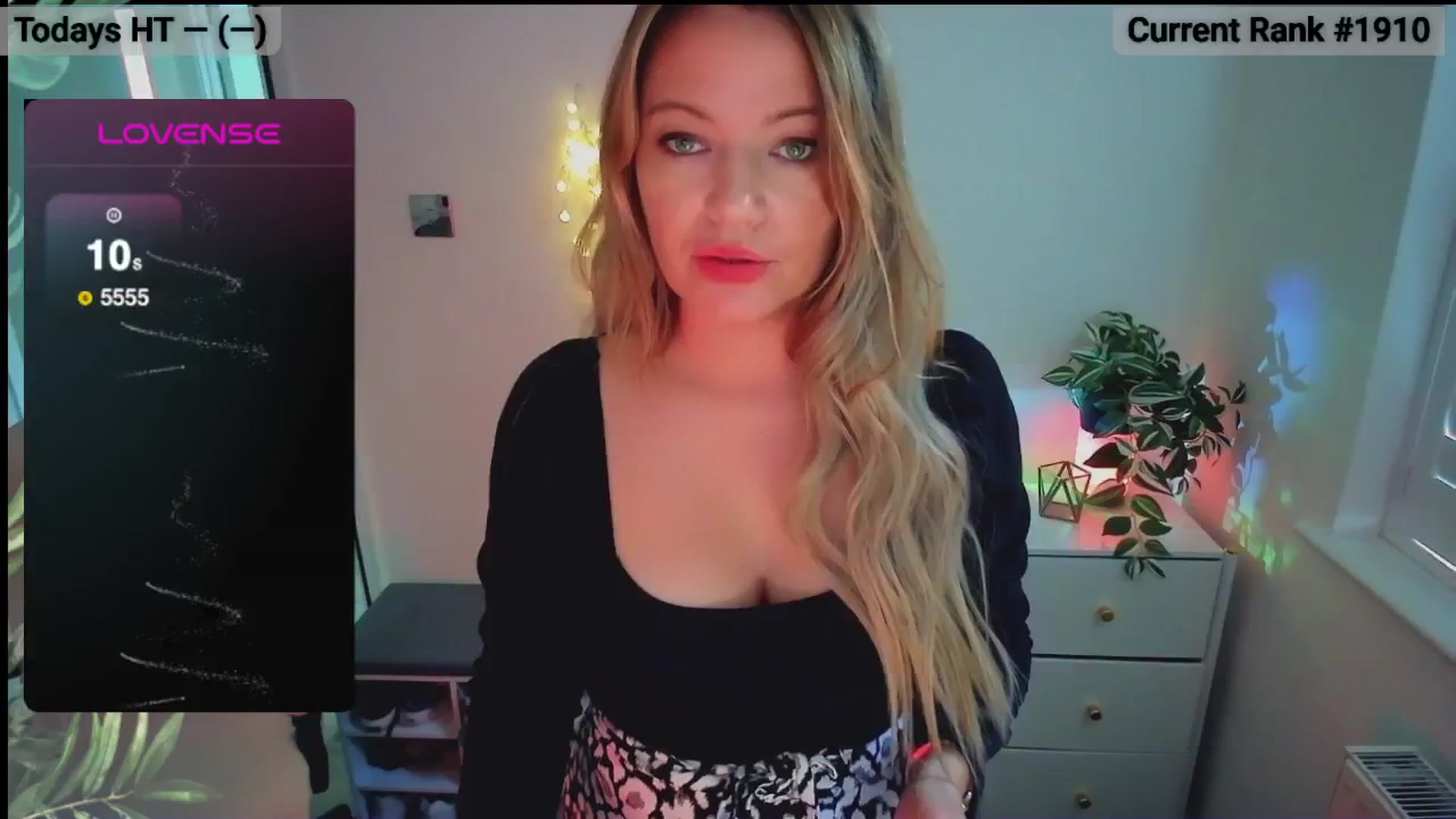Gallery image thumbnail from BritHousewife's myfreecams stream on, 09/18/2024, 12:23 image 4 of 20