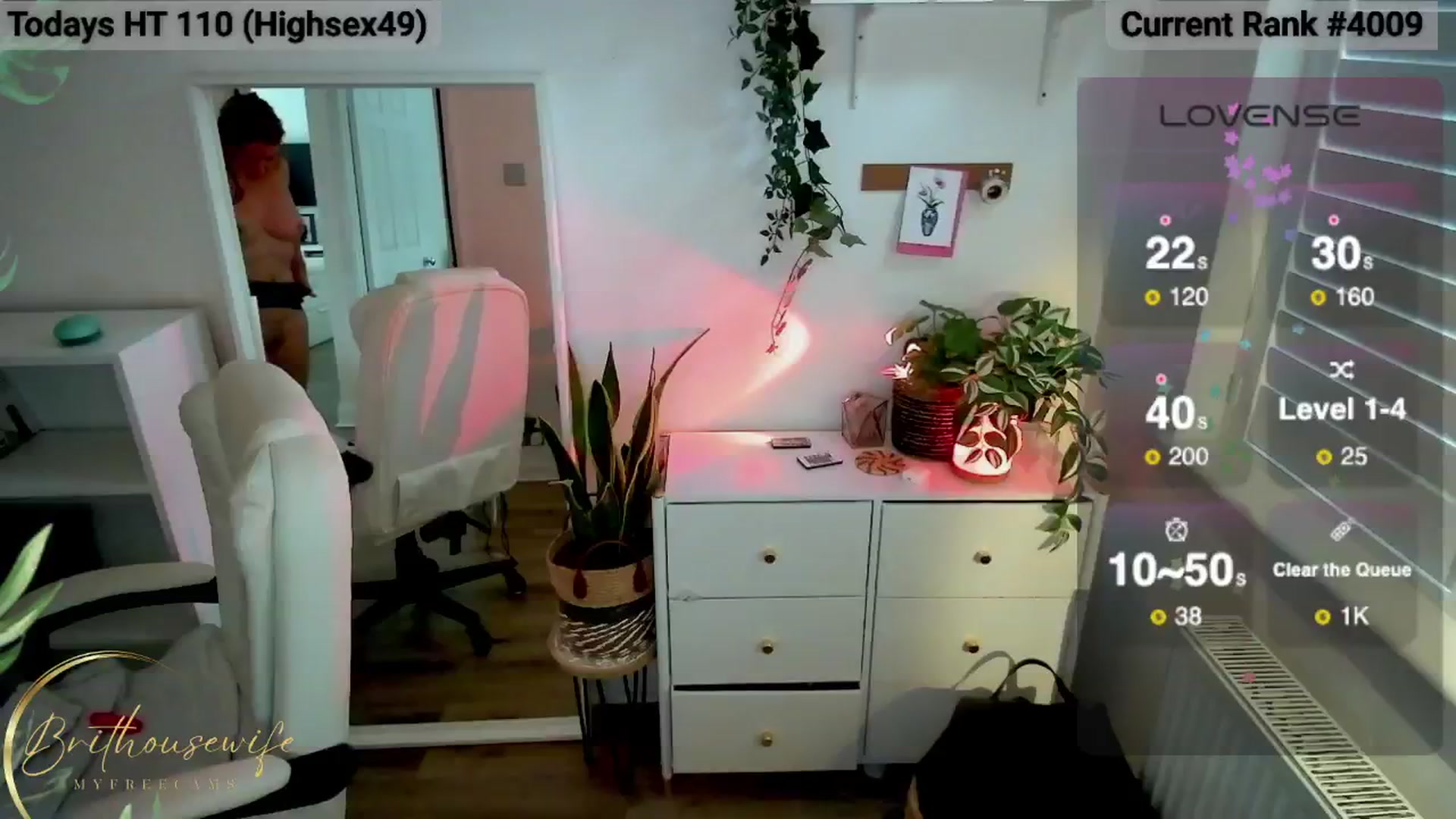 Gallery image thumbnail from BritHousewife's myfreecams stream on, 10/03/2024, 12:01 image 10 of 20