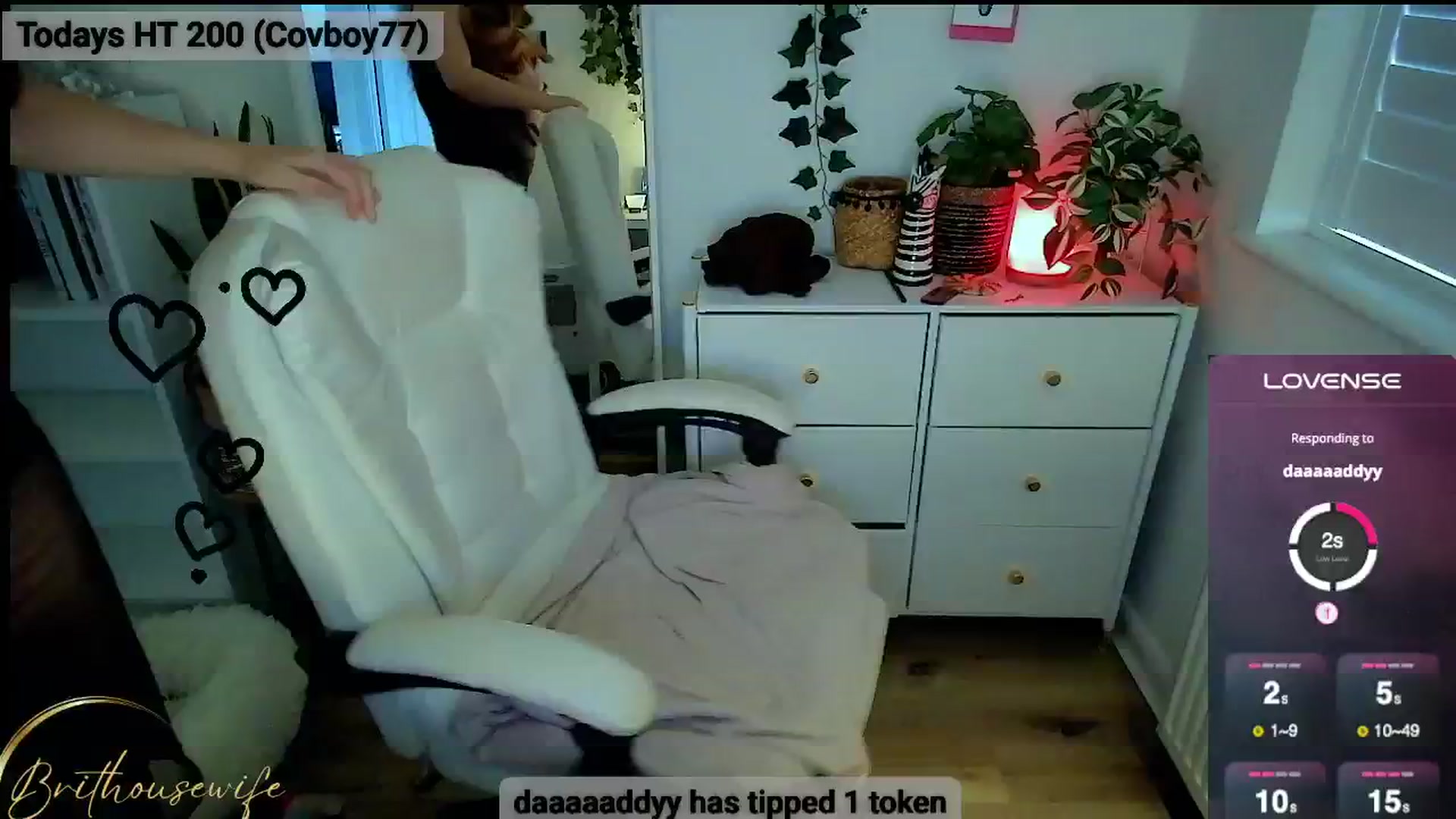 Gallery image thumbnail from BritHousewife's myfreecams stream on, 12/18/2024, 14:37 image 16 of 20
