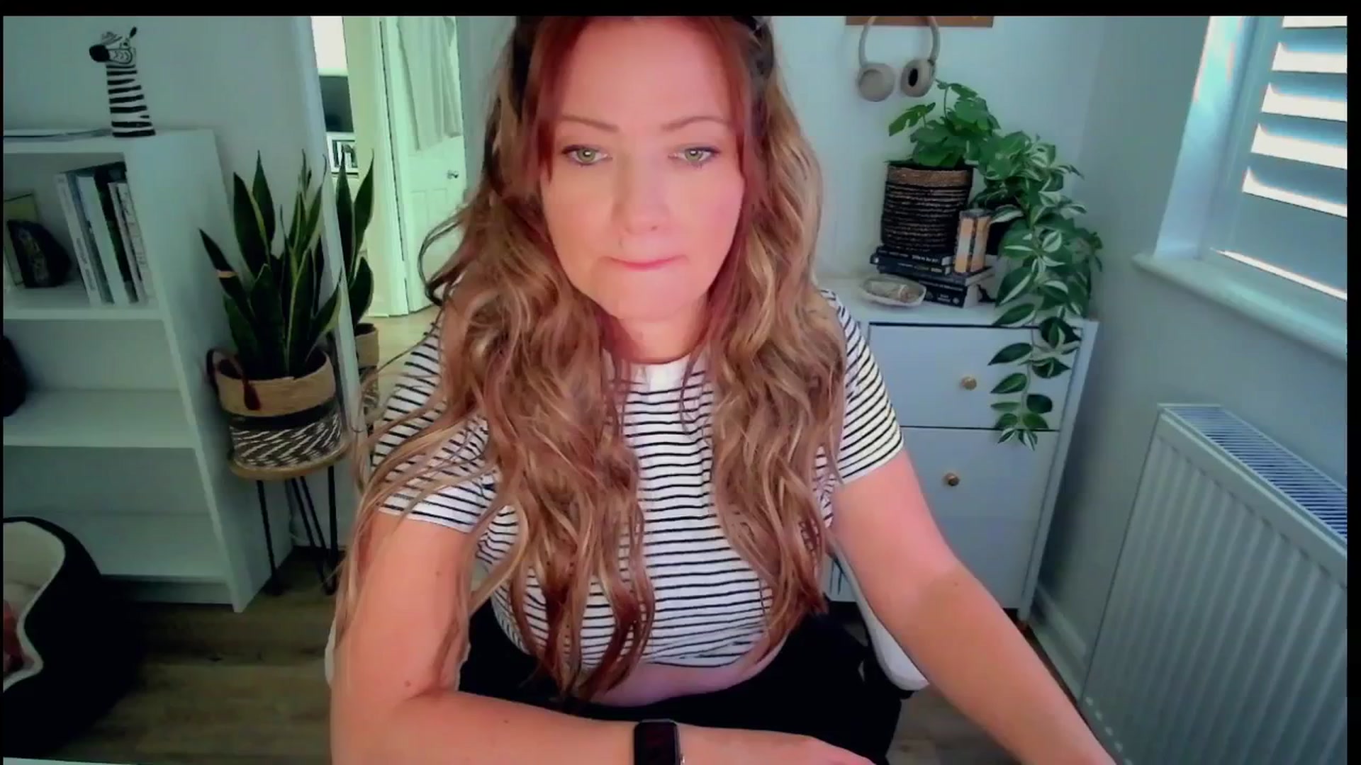 Gallery image thumbnail from BritHousewife's myfreecams stream on, 05/28/2025, 10:26 image 9 of 20
