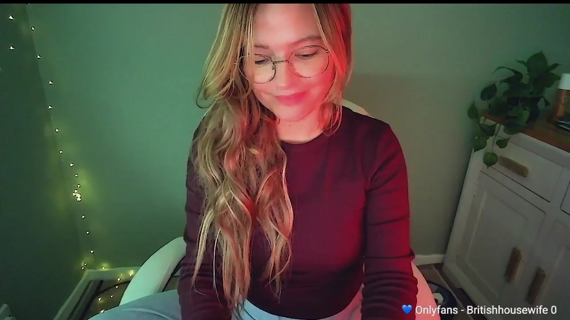 Gallery image thumbnail from BritHousewife's myfreecams stream on, 10/02/2025, 12:04 image 1 of 20