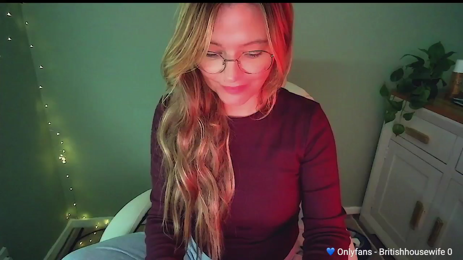 Gallery image thumbnail from BritHousewife's myfreecams stream on, 10/02/2025, 12:04 image 2 of 20