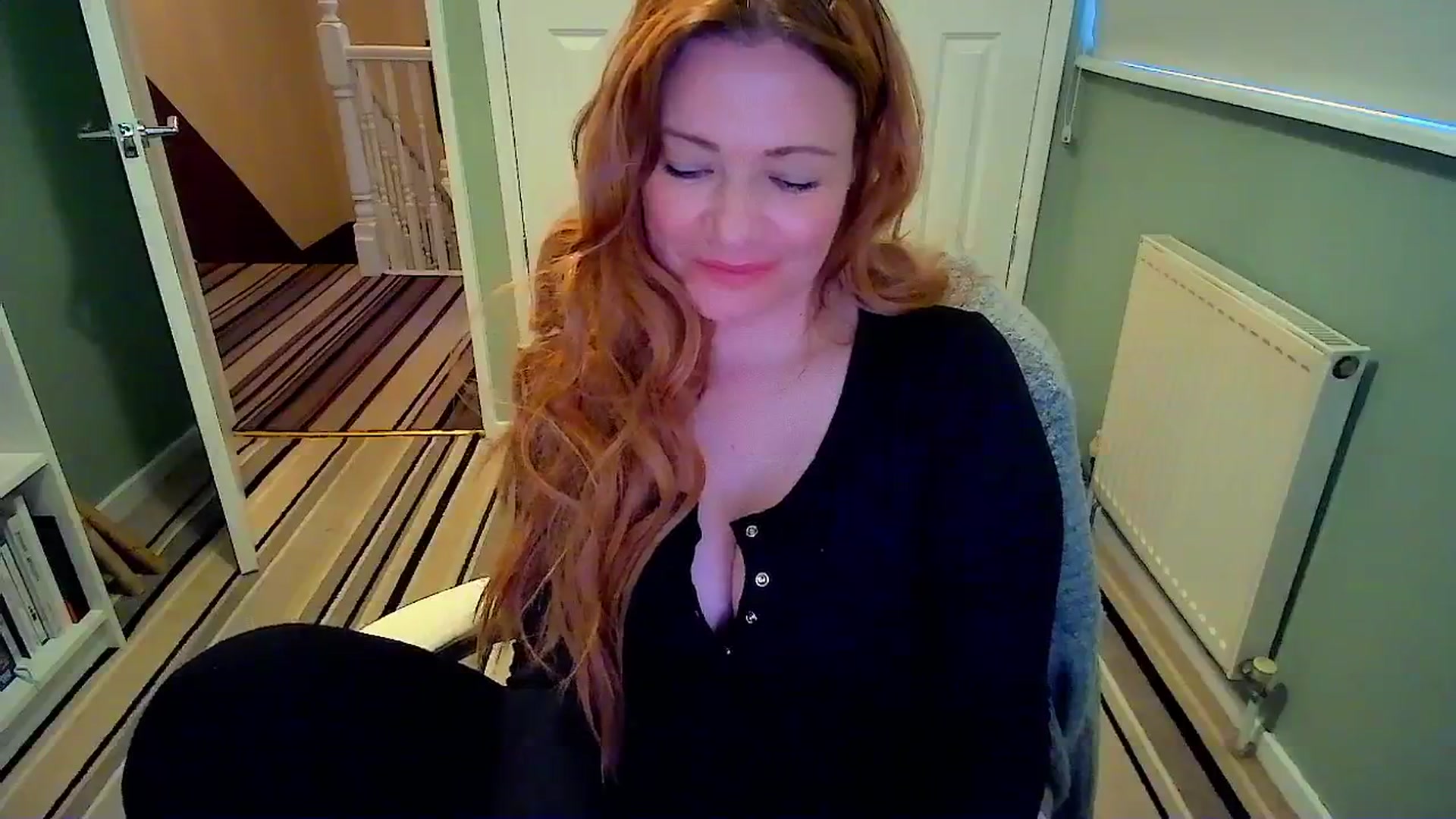Gallery image thumbnail from BritHousewife's myfreecams stream on, 12/19/2025, 16:04 image 19 of 20