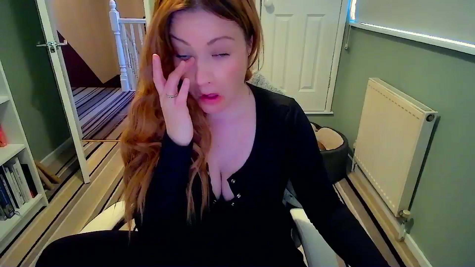 Gallery image thumbnail from BritHousewife's myfreecams stream on, 12/19/2025, 16:04 image 4 of 20