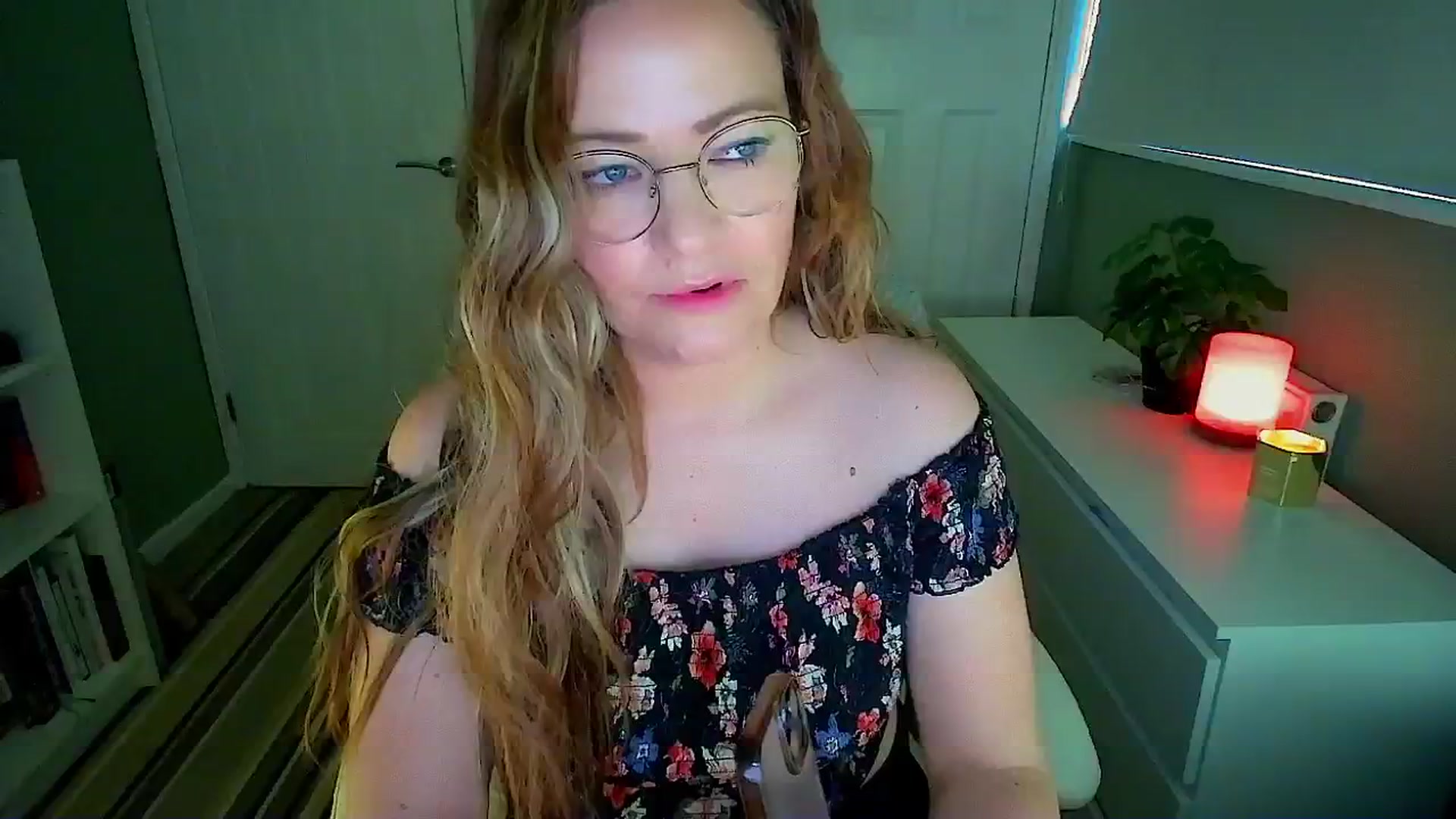 Gallery image thumbnail from BritHousewife's myfreecams stream on, 01/09/2026, 13:09 image 16 of 20