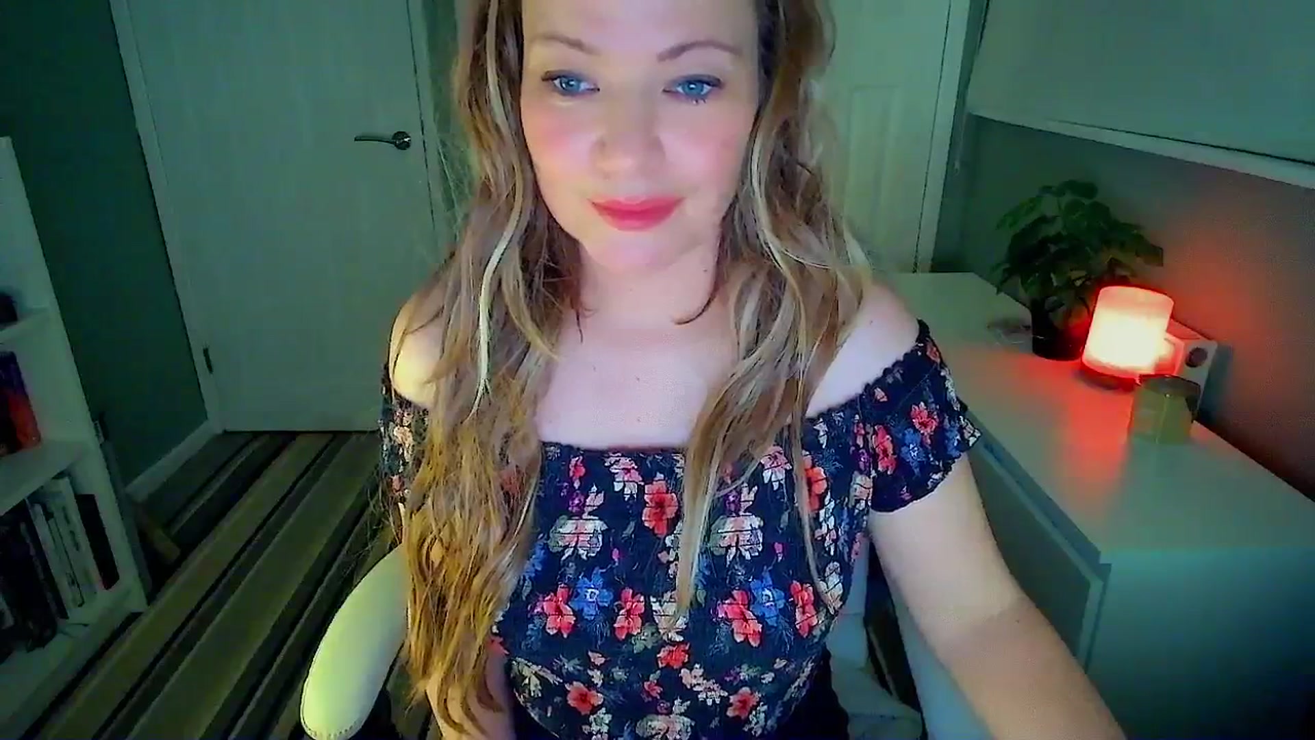Gallery image thumbnail from BritHousewife's myfreecams stream on, 01/09/2026, 19:24 image 17 of 20