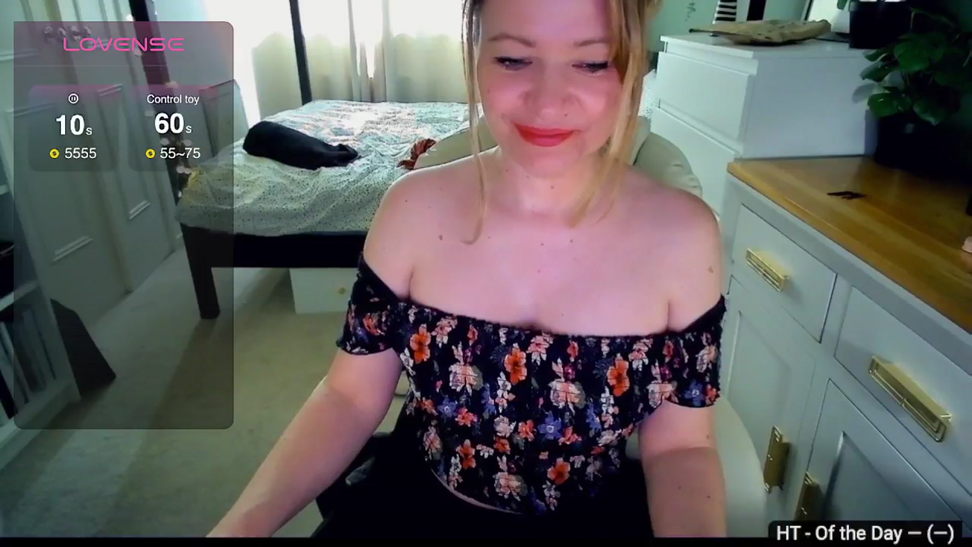 Gallery image thumbnail from BritHousewife's myfreecams stream on, 03/19/2026, 11:40 image 12 of 20