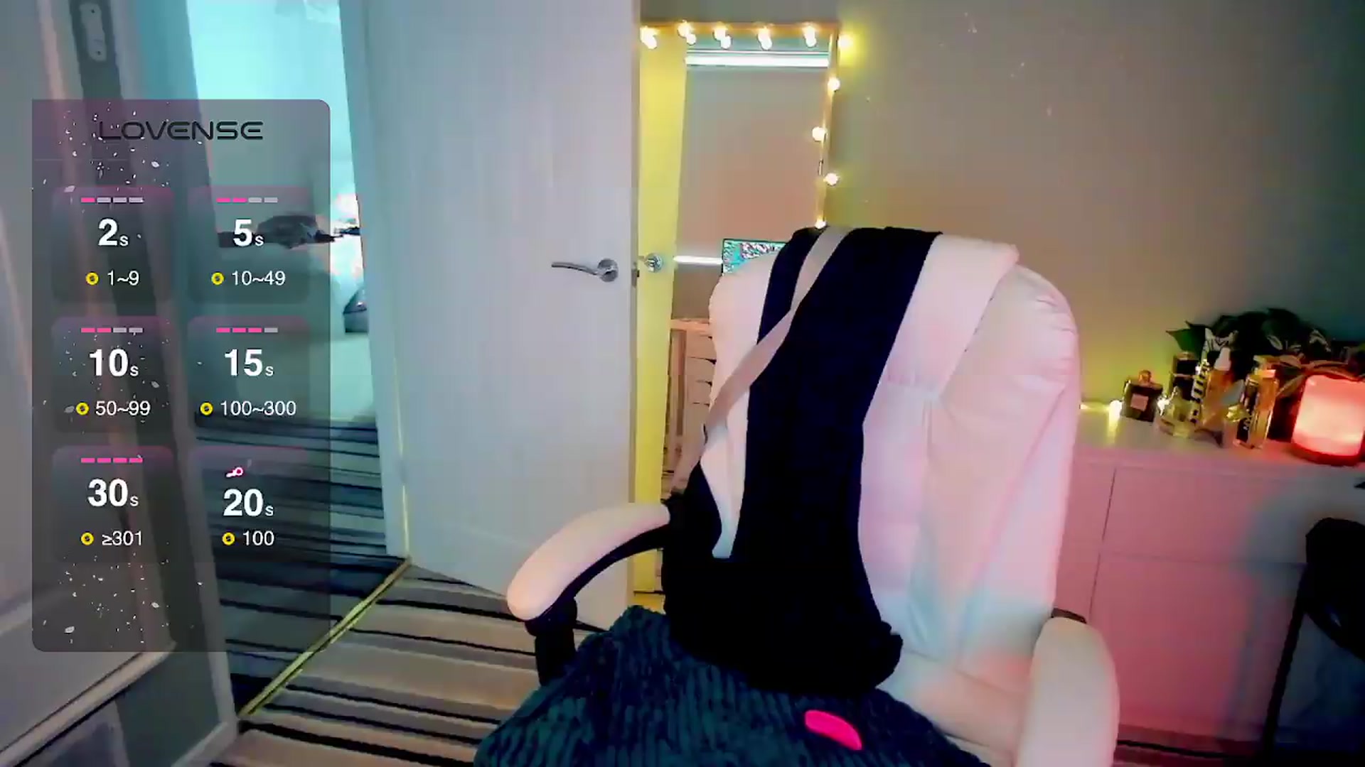 Gallery image thumbnail from BritHousewife's myfreecams stream on, 05/18/2026, 13:28 image 8 of 20