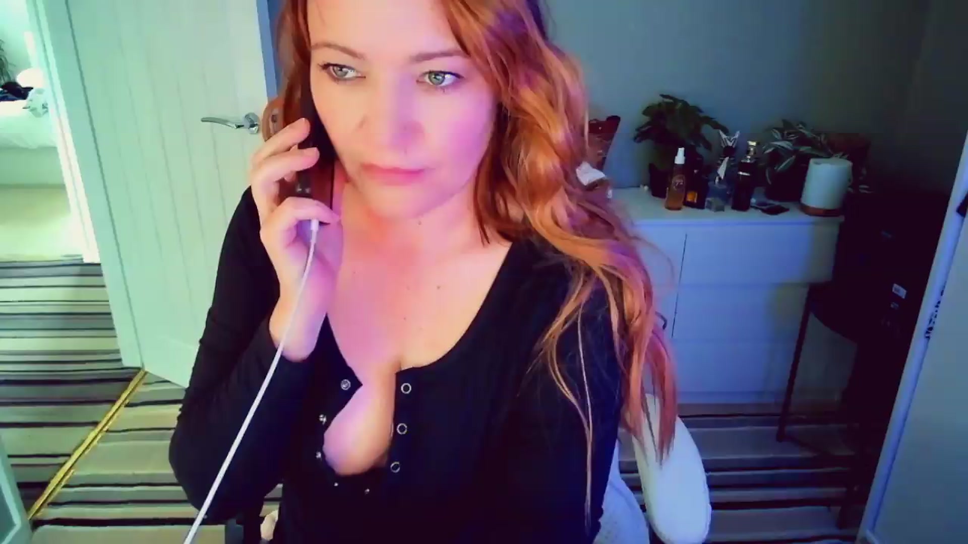 Gallery image thumbnail from BritHousewife's myfreecams stream on, 07/21/2026, 14:51 image 15 of 20