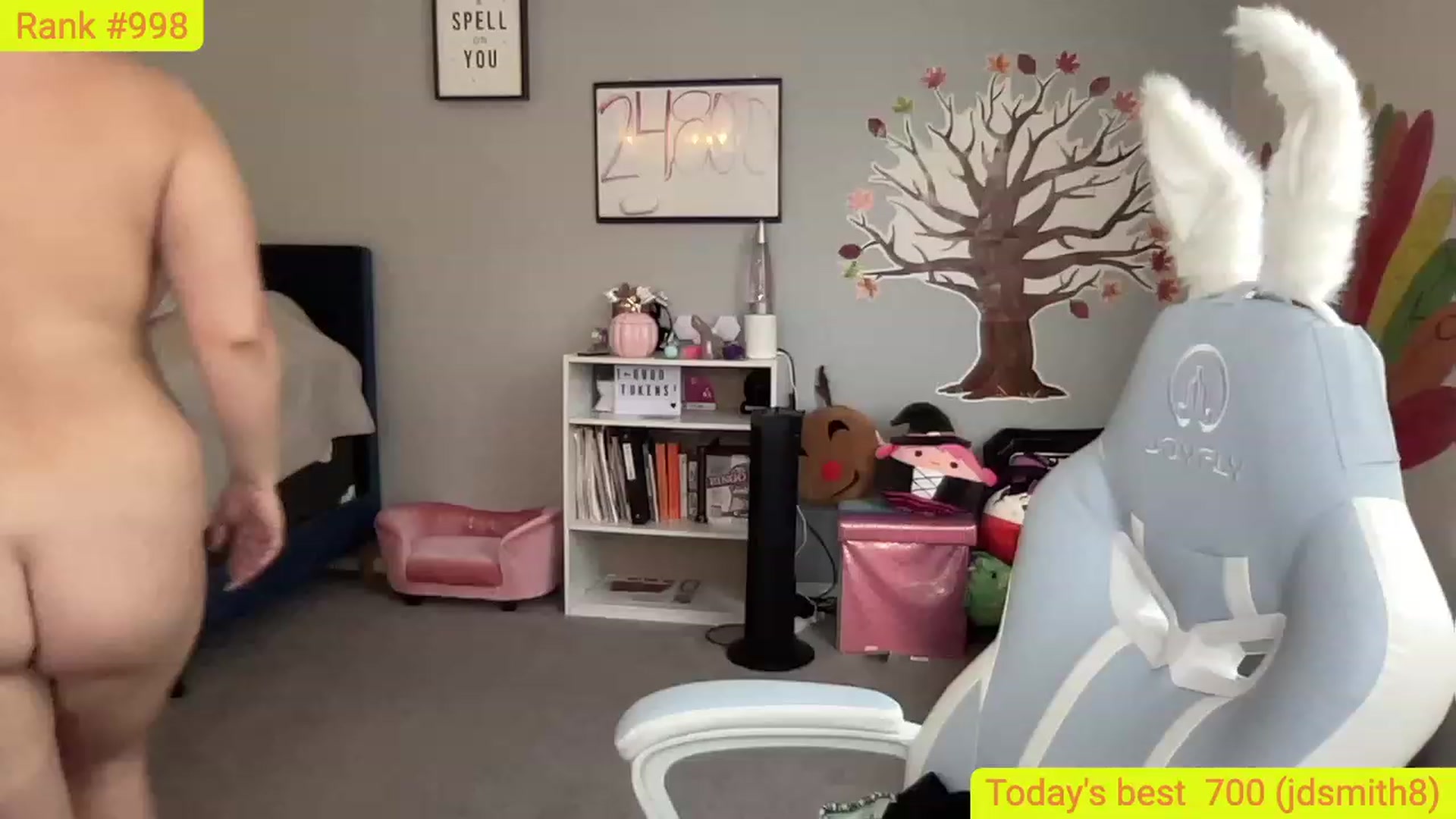 Gallery image thumbnail from BritanyBomber's myfreecams stream on, 11/28/2022, 21:43 image 16 of 20