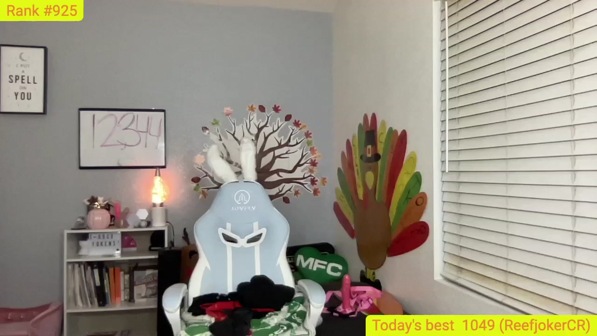 Gallery image thumbnail from BritanyBomber's myfreecams stream on, 11/29/2022, 07:40 image 7 of 20