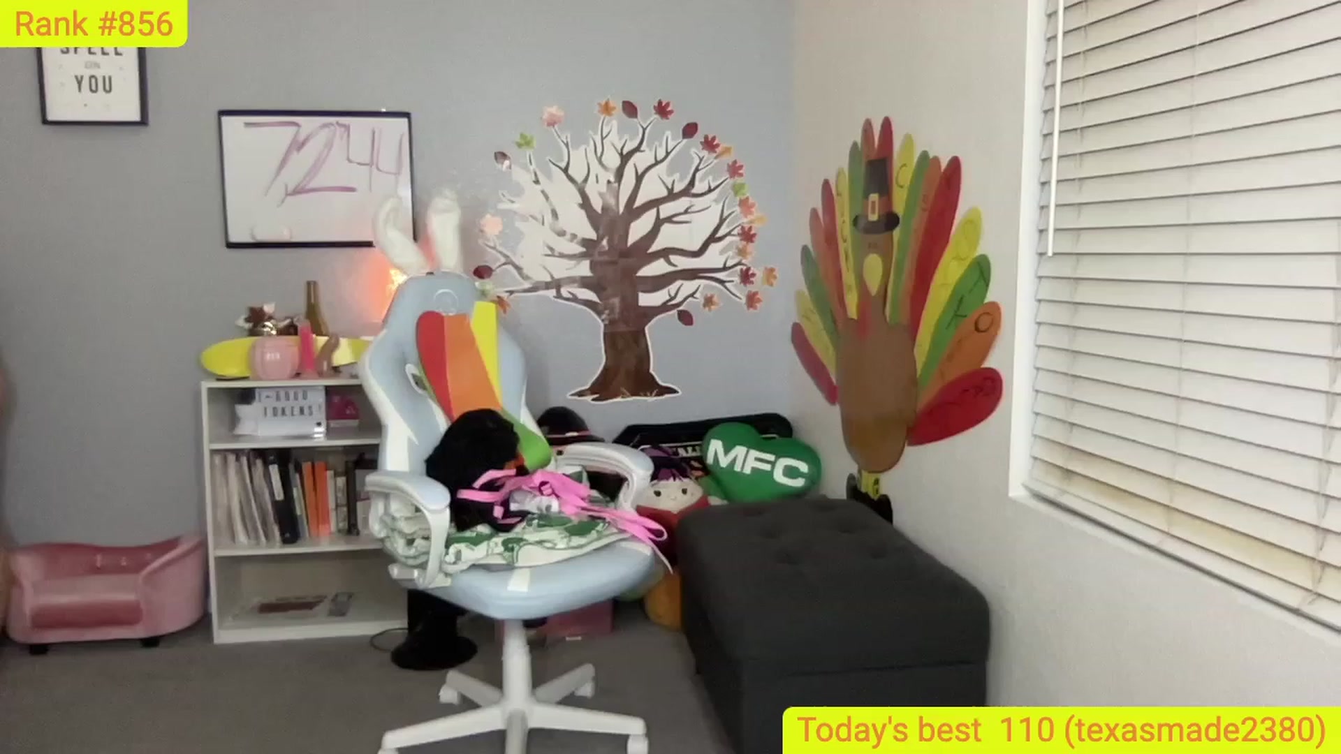 Gallery image thumbnail from BritanyBomber's myfreecams stream on, 11/29/2022, 10:14 image 5 of 20