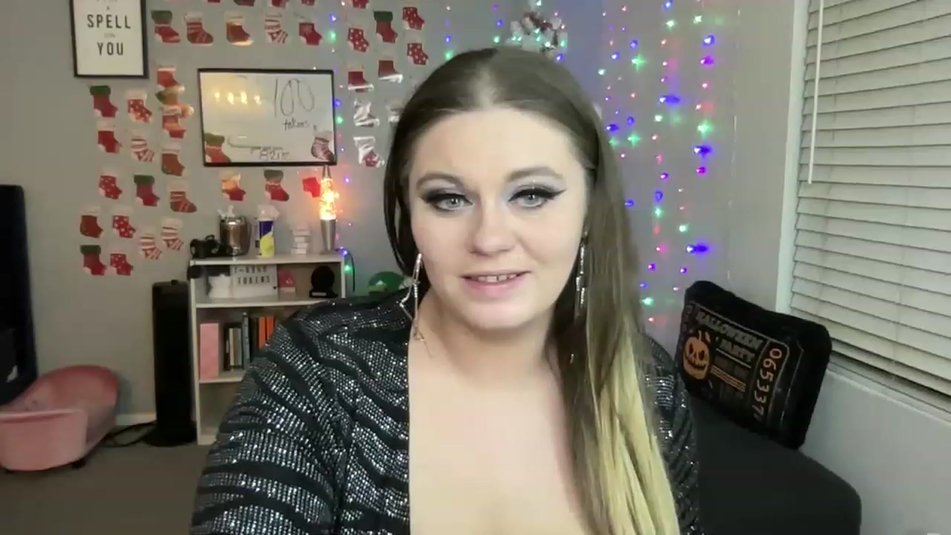 Gallery image thumbnail from BritanyBomber's myfreecams stream on, 01/01/2023, 08:32 image 13 of 20
