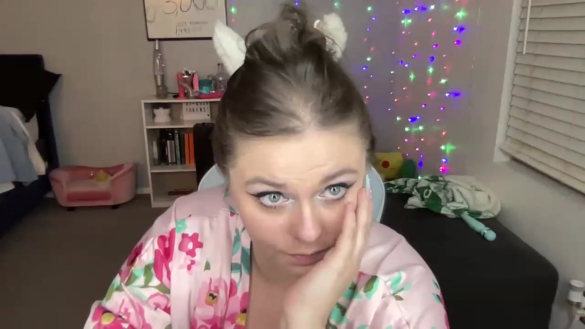 Gallery image thumbnail from BritanyBomber's myfreecams stream on, 01/19/2023, 09:58 image 18 of 20