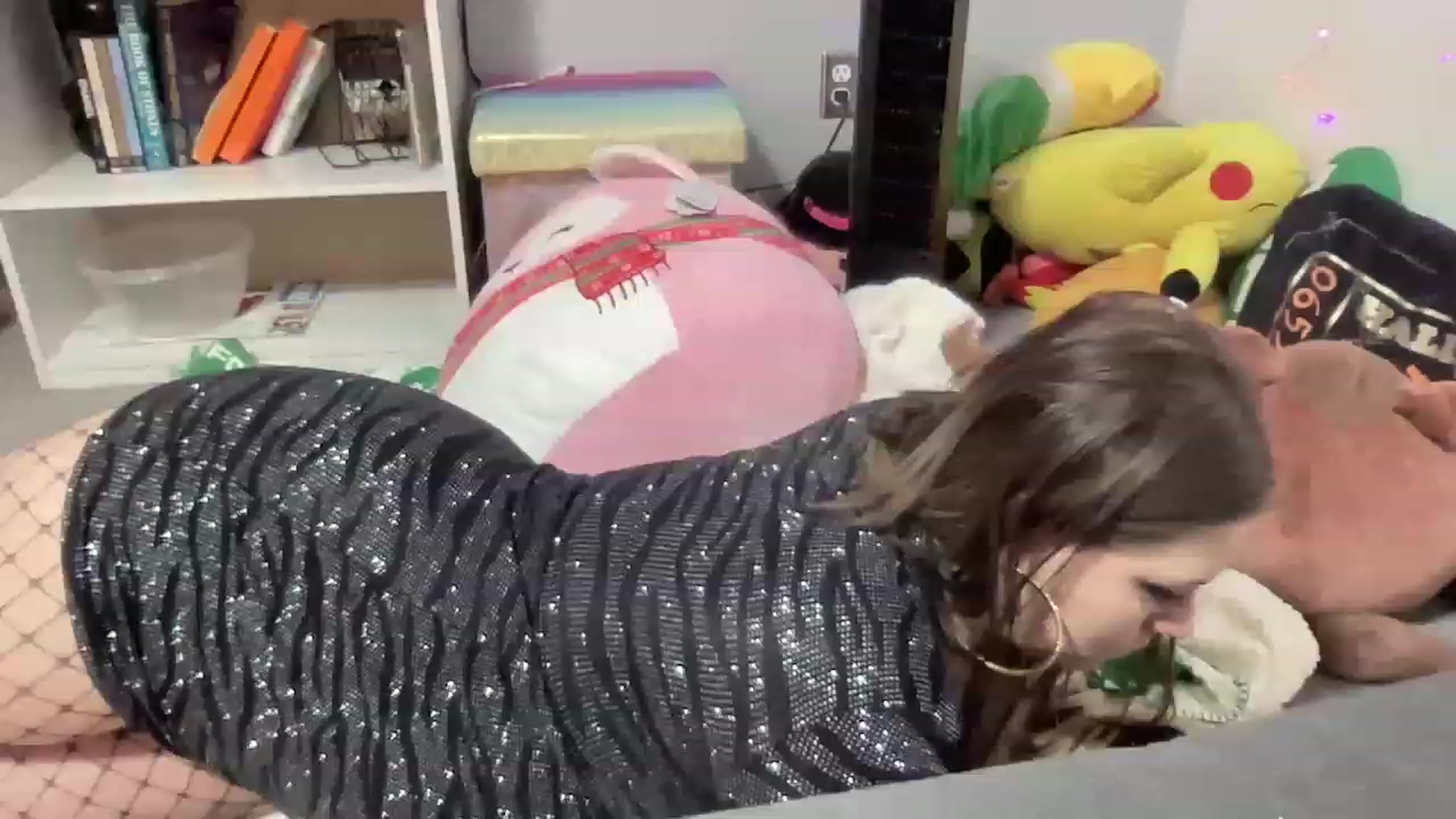 Gallery image thumbnail from BritanyBomber's myfreecams stream on, 01/29/2023, 10:56 image 17 of 20