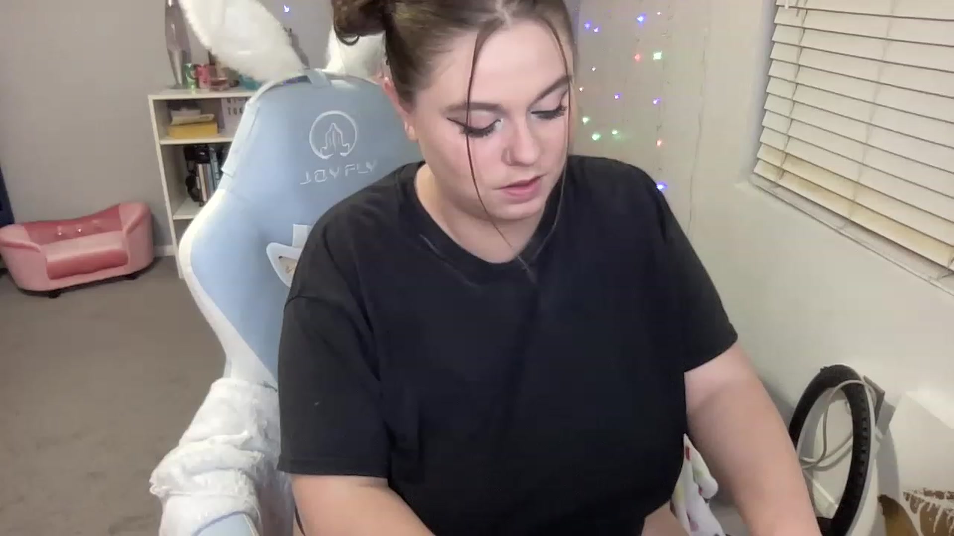 Gallery image thumbnail from BritanyBomber's myfreecams stream on, 01/30/2023, 10:06 image 3 of 20