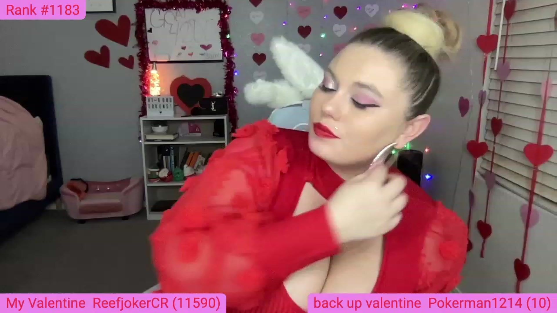 Gallery image thumbnail from BritanyBomber's myfreecams stream on, 02/15/2023, 08:39 image 4 of 20