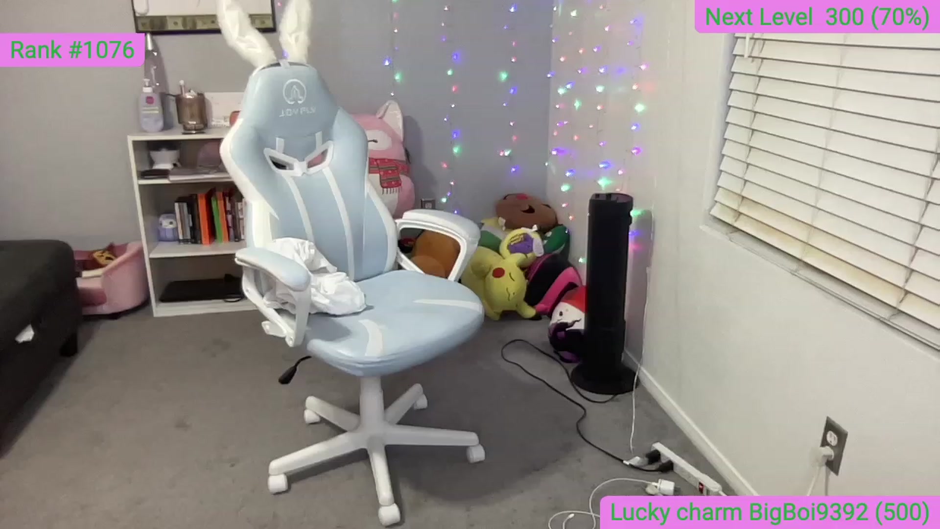 Gallery image thumbnail from BritanyBomber's myfreecams stream on, 03/17/2023, 08:50 image 11 of 20