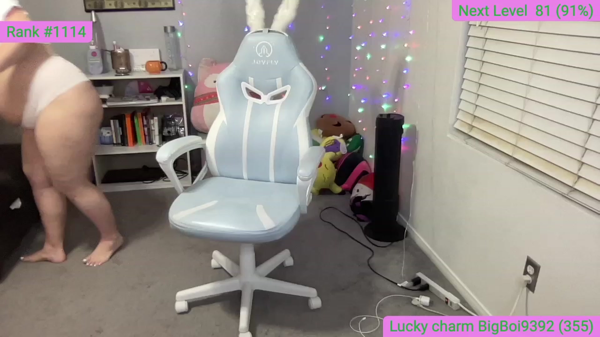 Gallery image thumbnail from BritanyBomber's myfreecams stream on, 03/17/2023, 08:50 image 6 of 20