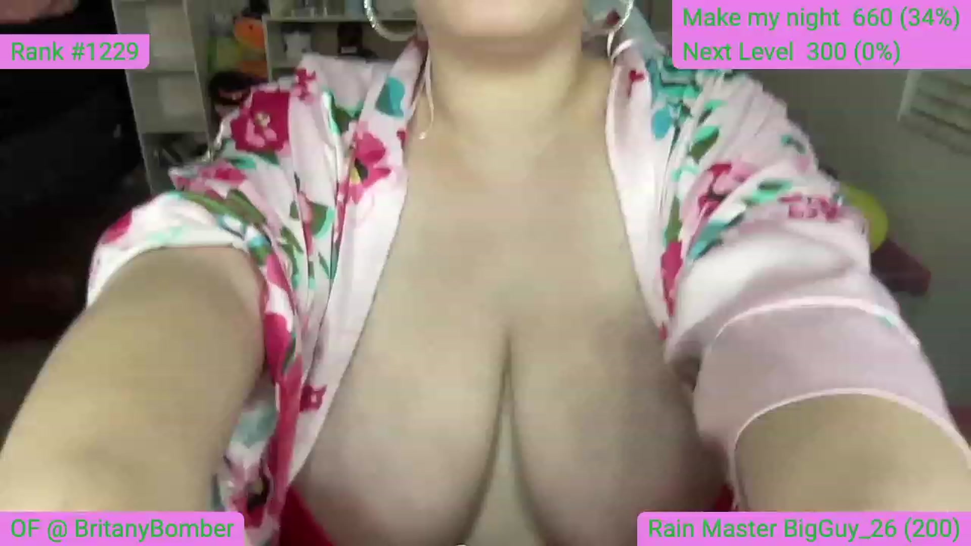 Gallery image thumbnail from BritanyBomber's myfreecams stream on, 04/29/2023, 09:03 image 2 of 20