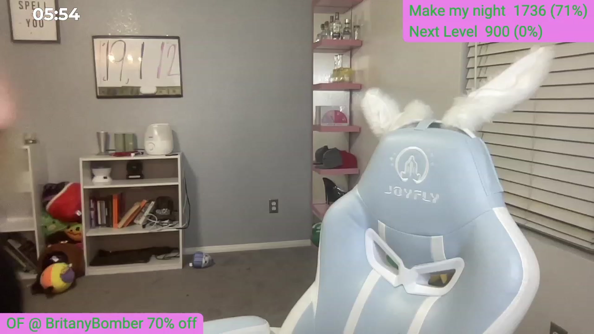 Gallery image thumbnail from BritanyBomber's myfreecams stream on, 05/20/2023, 09:30 image 4 of 20