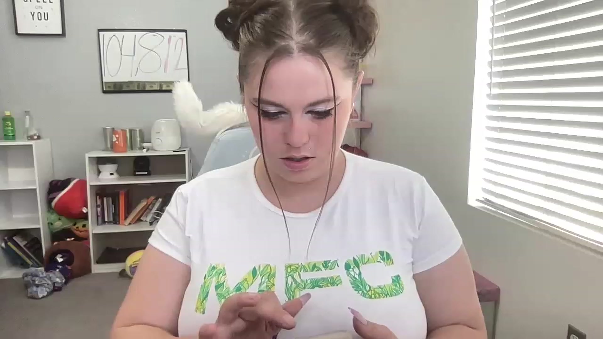 Gallery image thumbnail from BritanyBomber's myfreecams stream on, 05/21/2023, 22:33 image 4 of 20