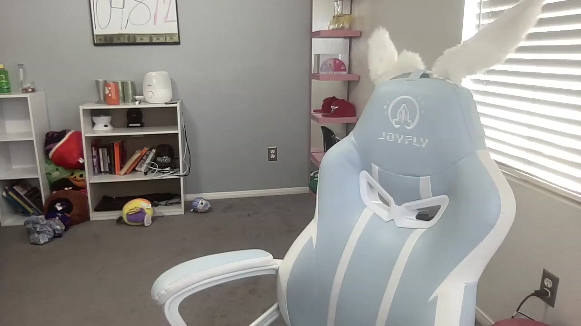 Gallery image thumbnail from BritanyBomber's myfreecams stream on, 05/21/2023, 22:33 image 13 of 20